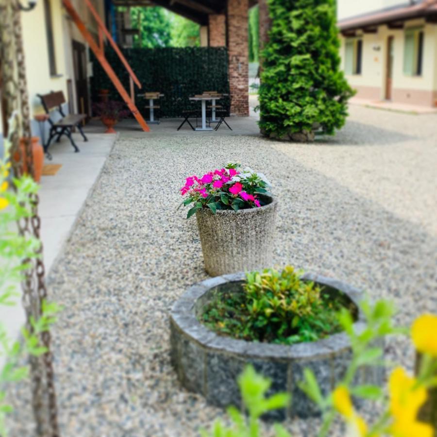 B&B Dallo Zio Ottobiano Exterior foto
